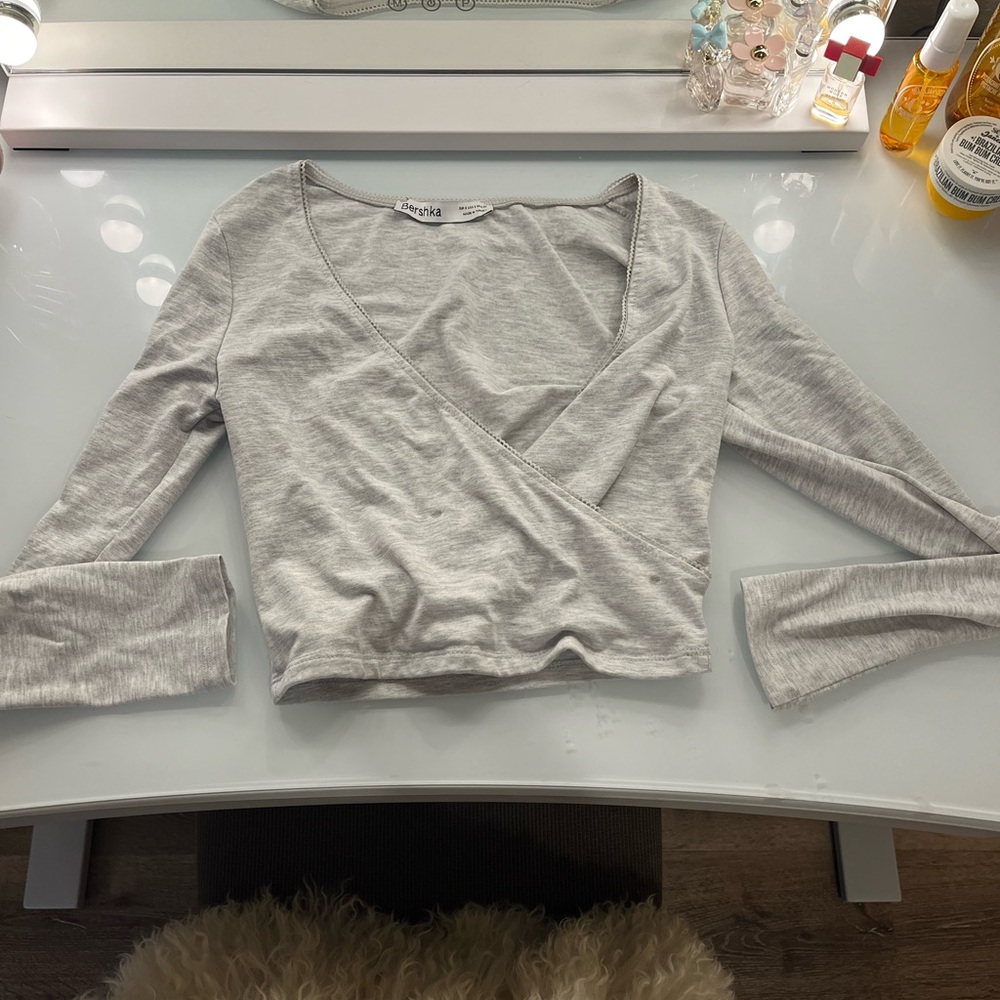 bershka cross body heathered grey longsleeve